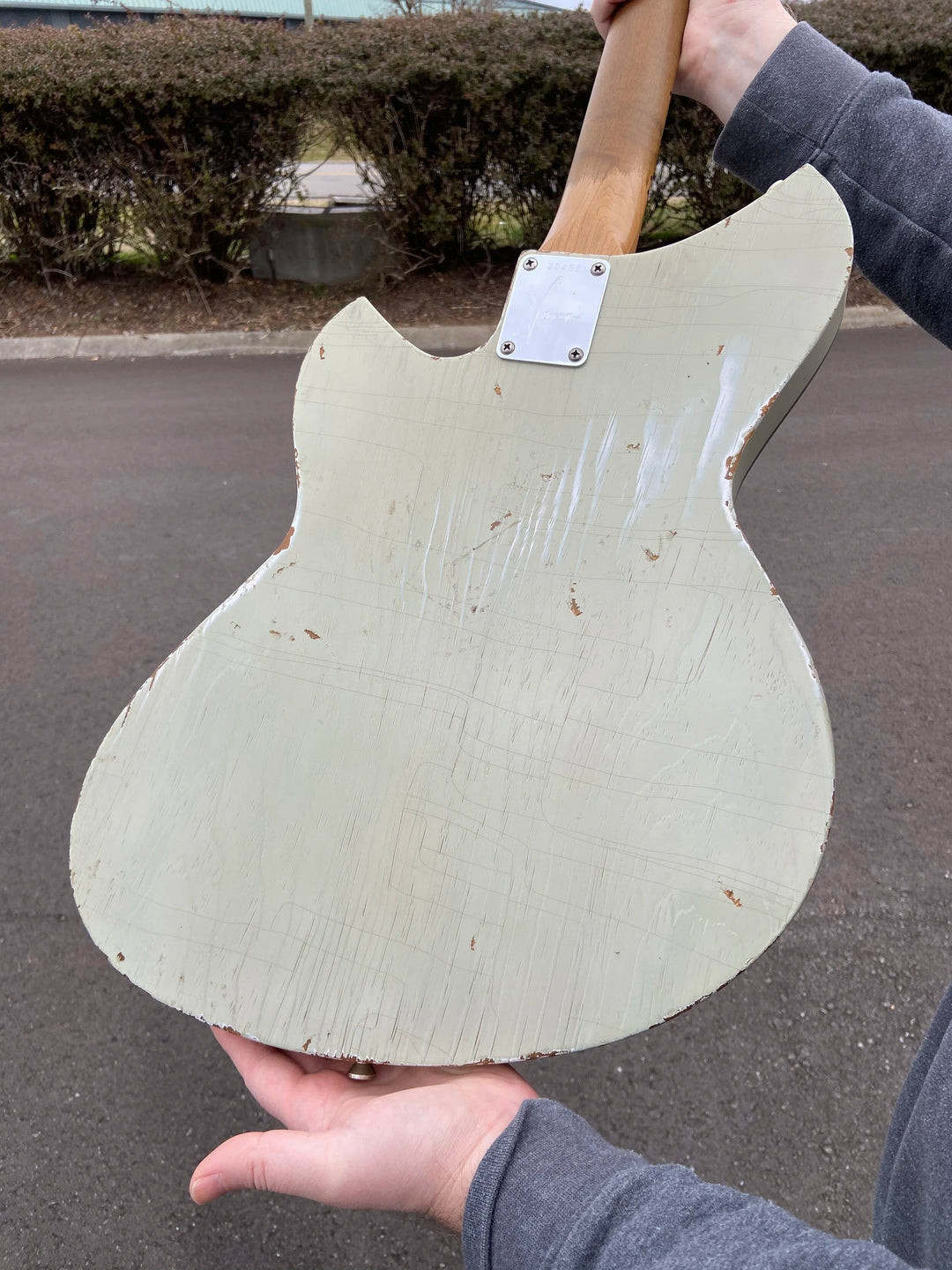 NOVO SIGNATURE MIRIS J - Mary Kaye White w/ Surf Mary back