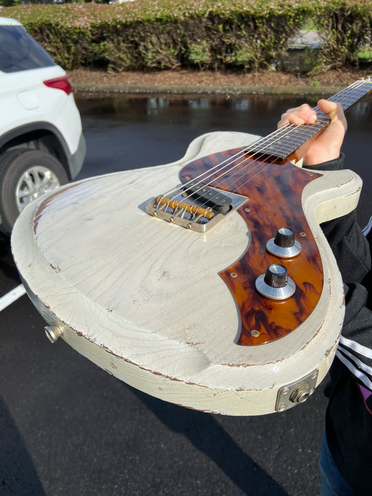 NOVO SIGNATURE SOLUS F1 - Mary Kaye White