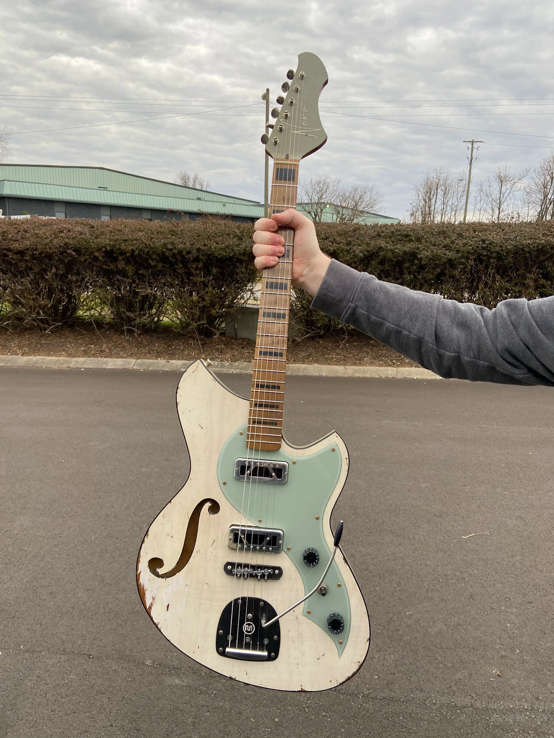 NOVO SIGNATURE MIRIS J - Mary Kaye White w/ Surf Mary back
