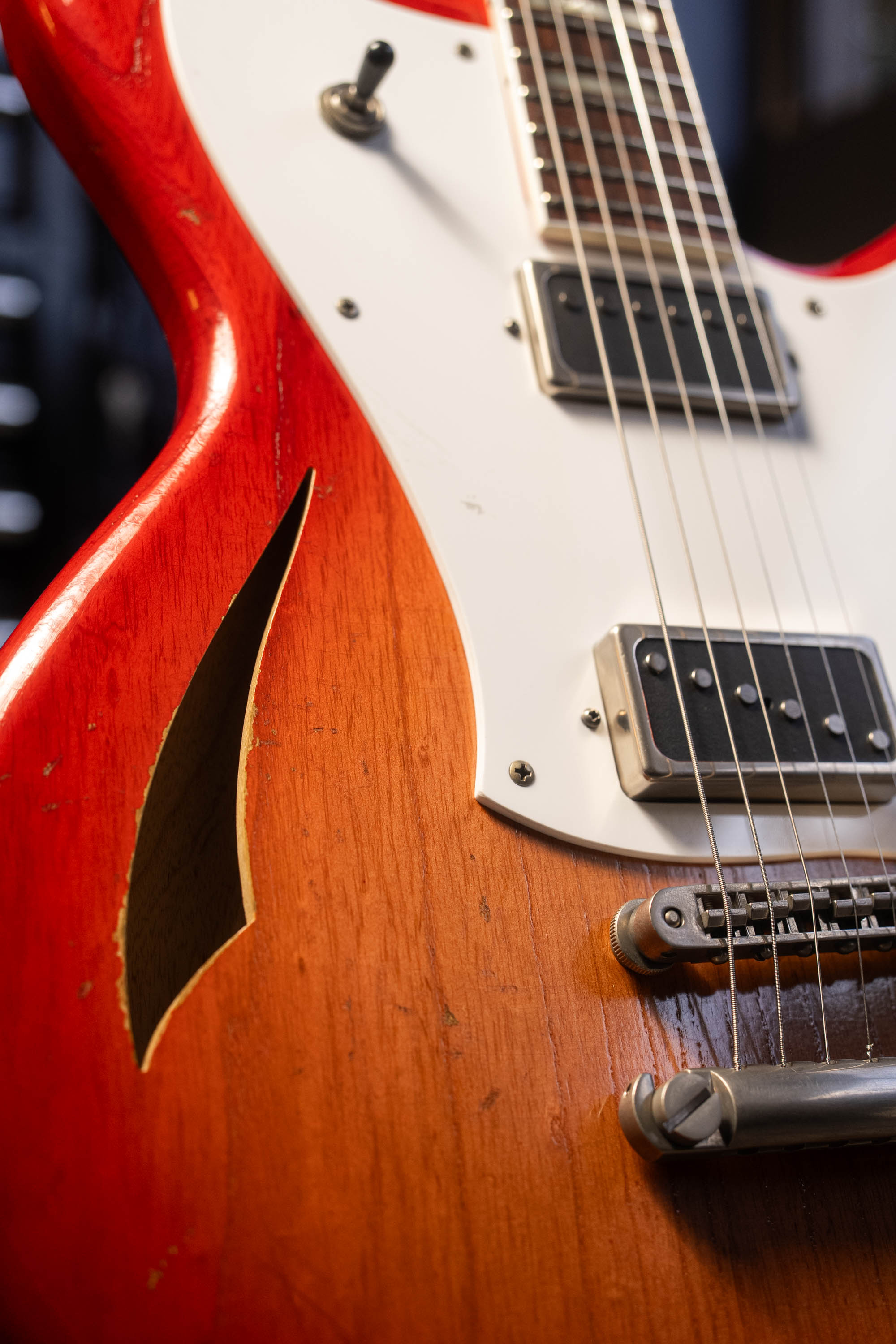 Signature Miris H2 - Fire Glow – Novo Guitars