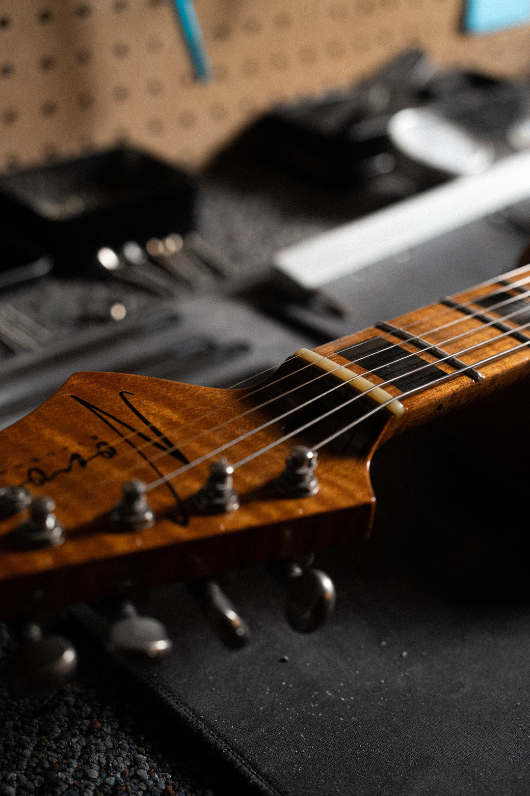 Serus P2 - Your Gold Dress Sparkle | From the Bench