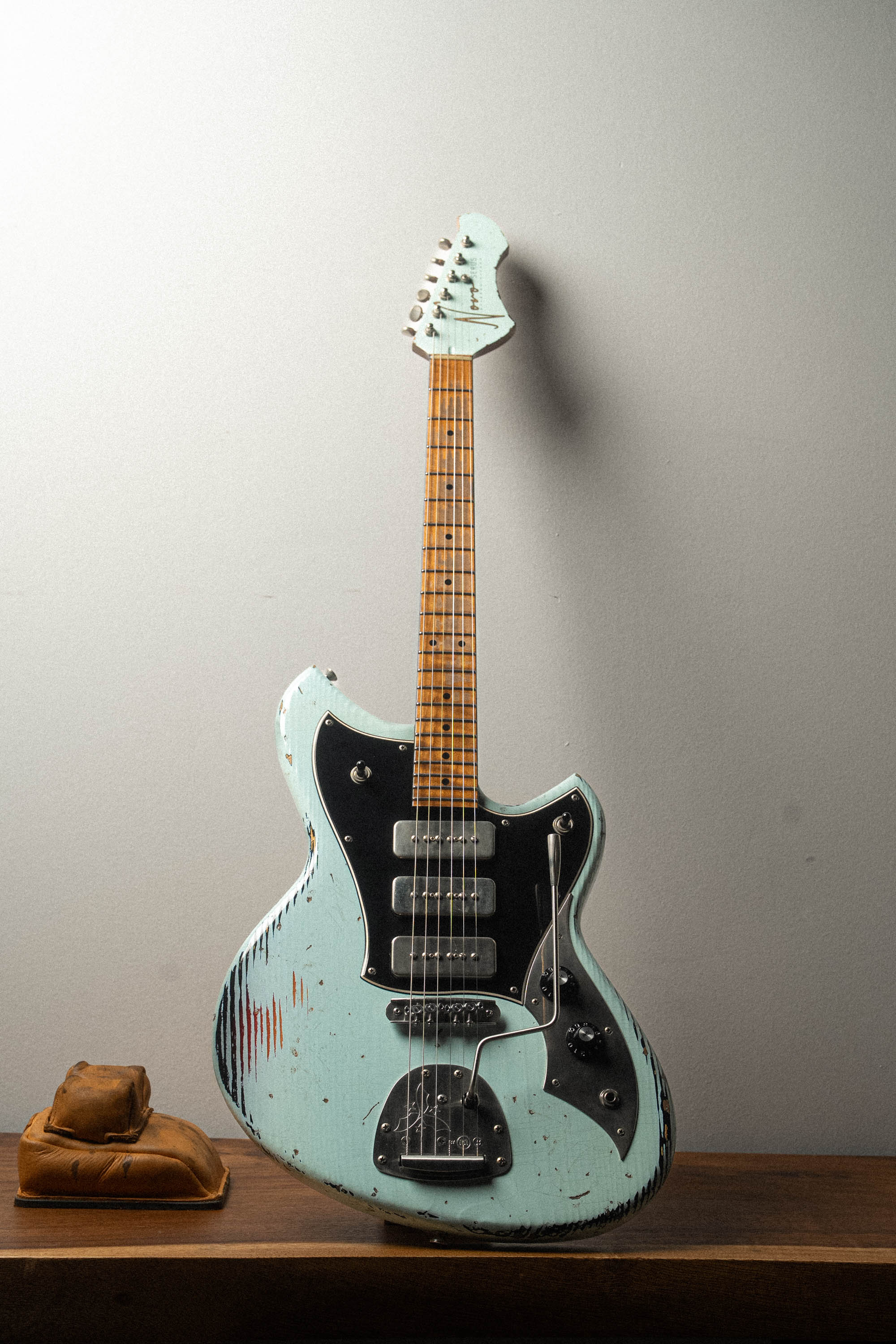 Guitars – Novo Guitars