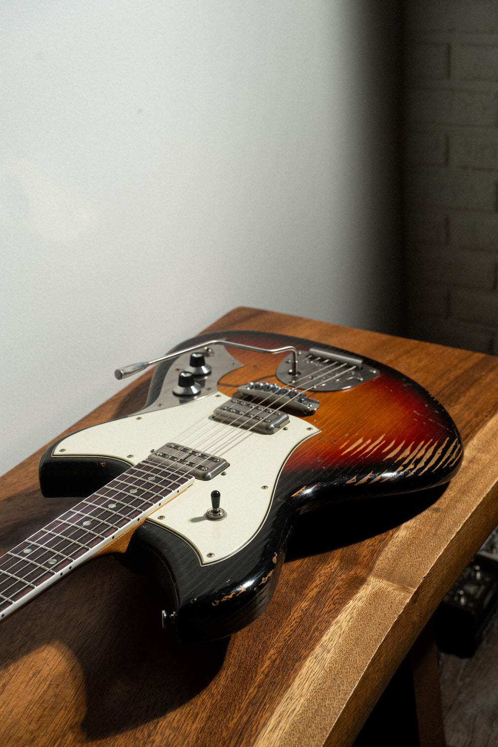 SERUS JHH - 3-Tone Burst | From the Bench