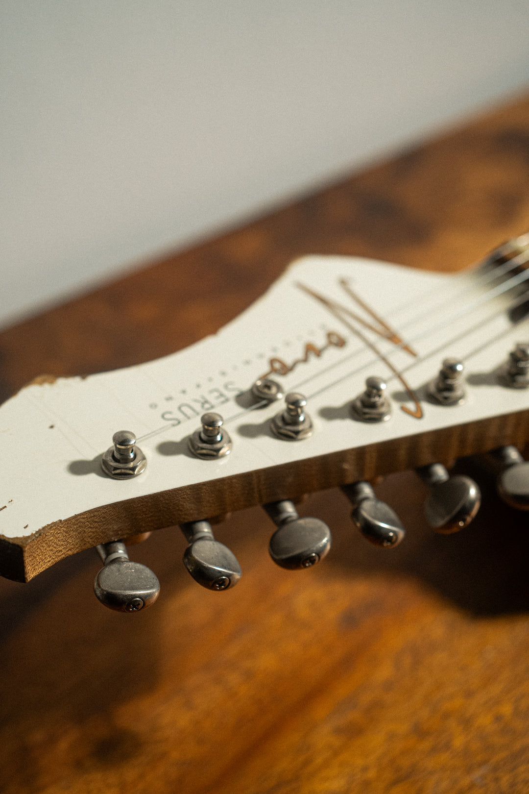 SERUS H2 - Olympic White over '64 3-Tone Burst | From The Bench