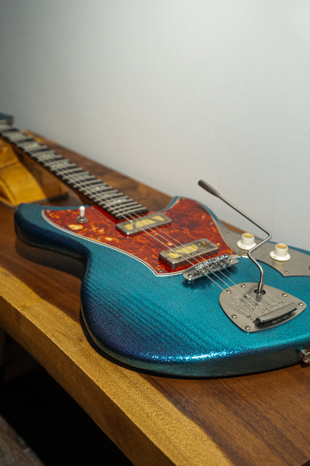 SERUS J - Lake Placid Blue Sparkle | From the Bench