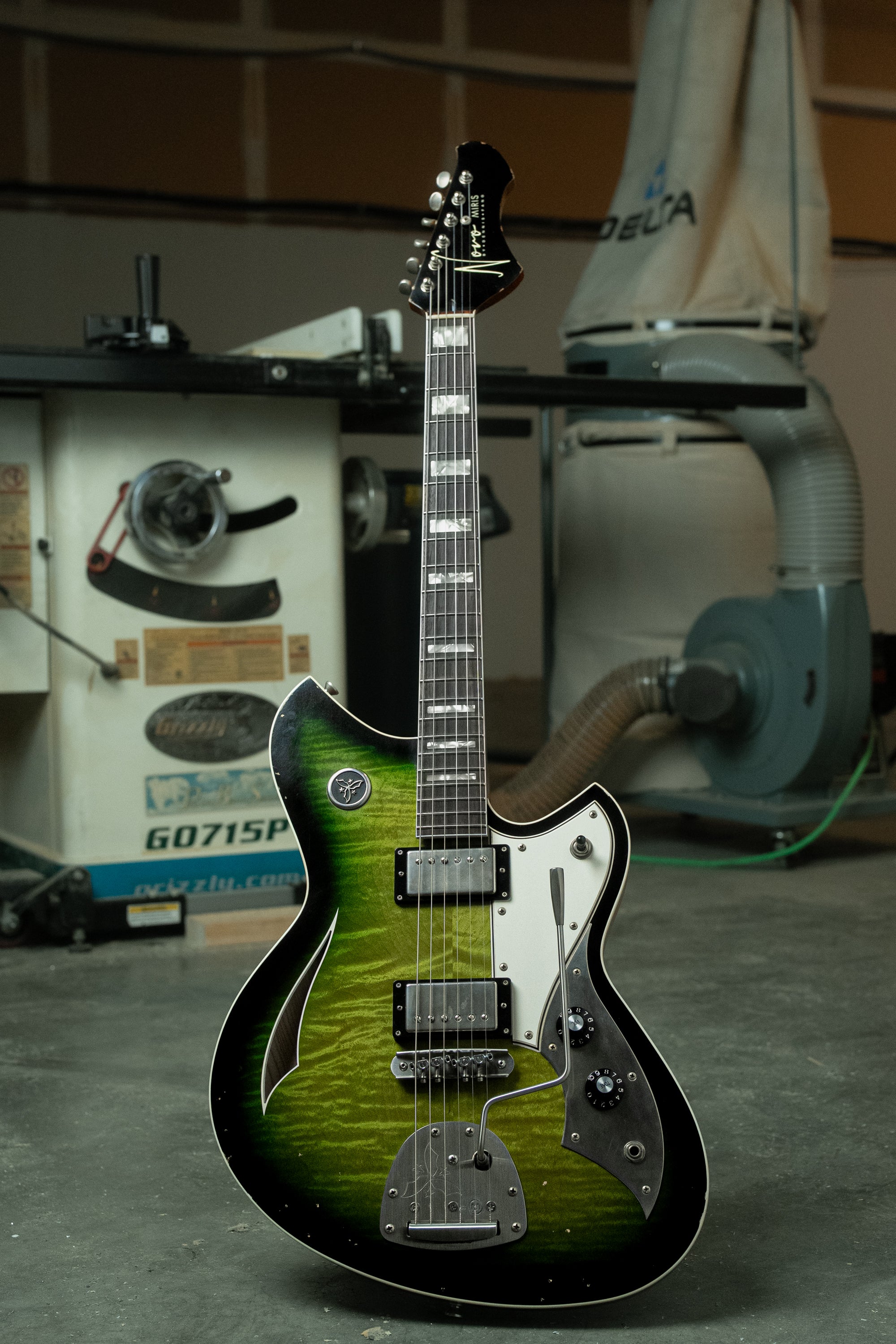 カジノMGMシューター他 MAPLE TOP MIRIS JHH | DEALER LTD – Novo Guitars