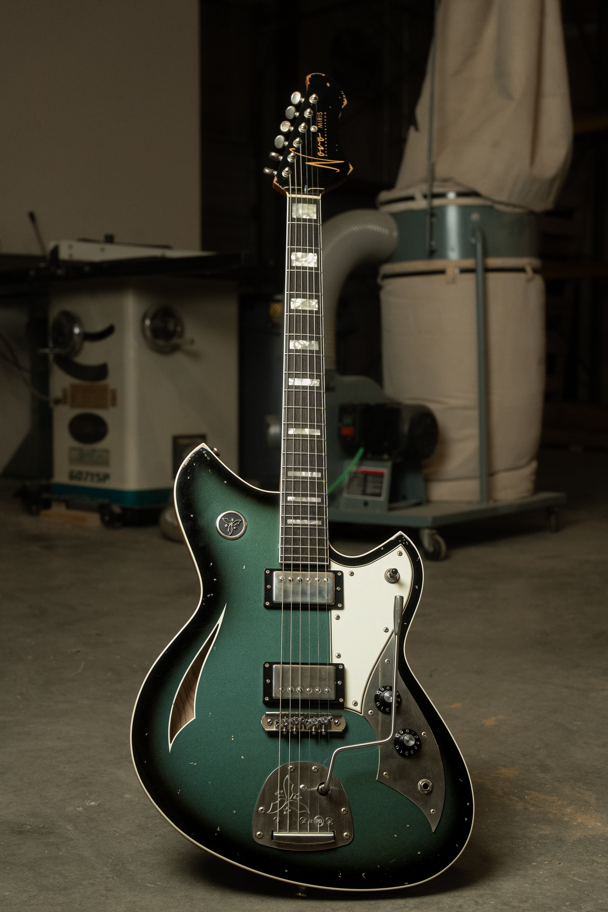 カジノMGMシューター他 Maple Top MIRIS JHH - Pelham Burst | NAMM 26 – Novo Guitars