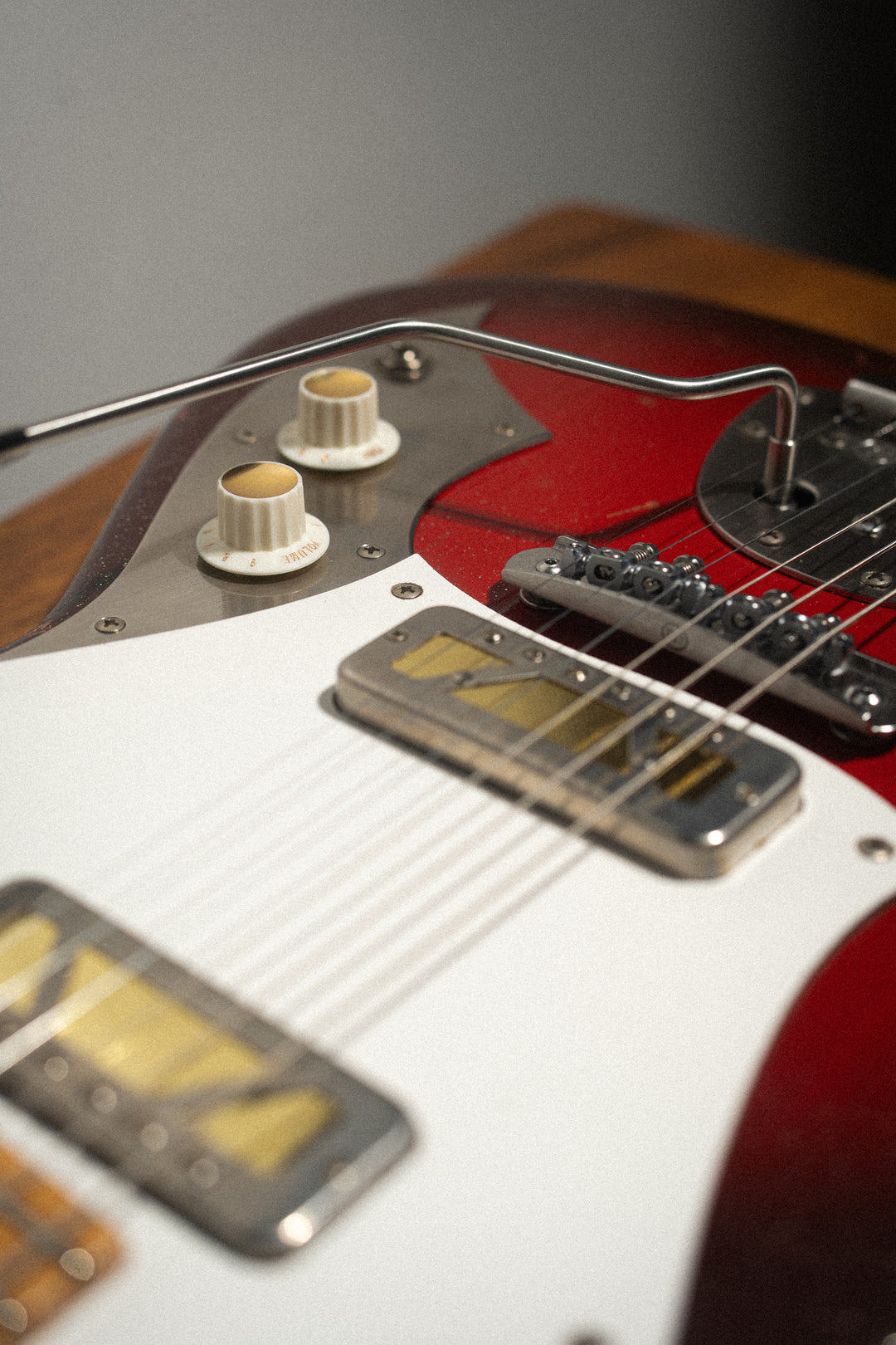 Serus J - Silvertone Burst | From the Bench