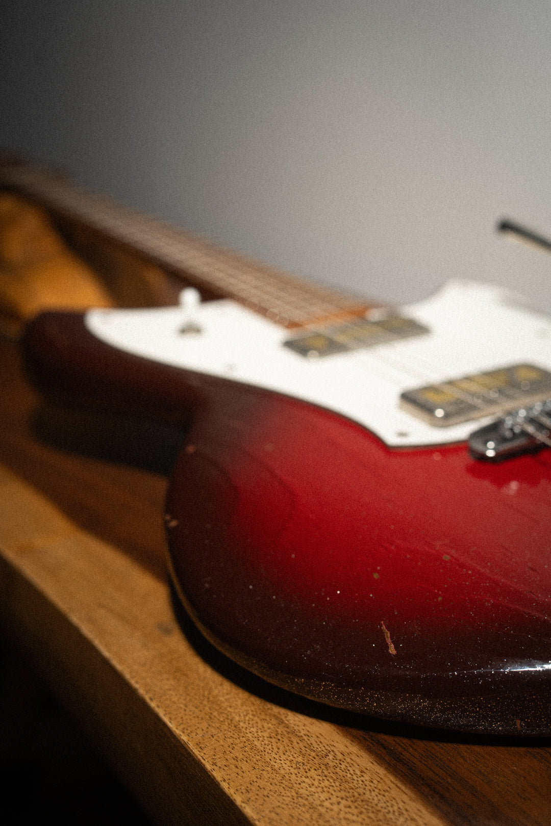 Serus J - Silvertone Burst | From the Bench