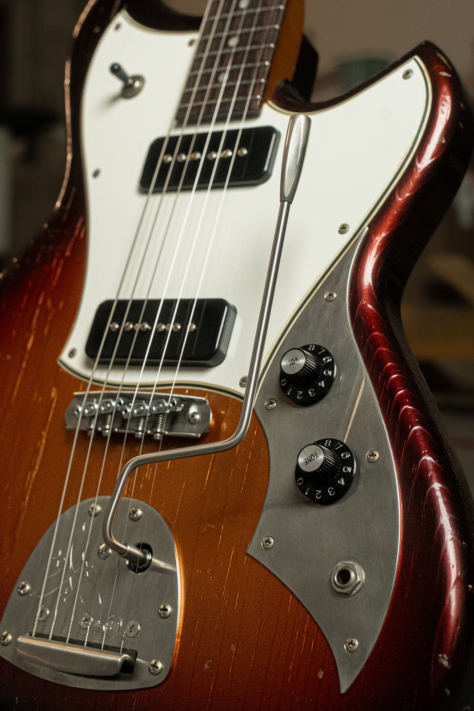 SERUS J - Mayan Burst | NAMM 26 – Novo Guitars