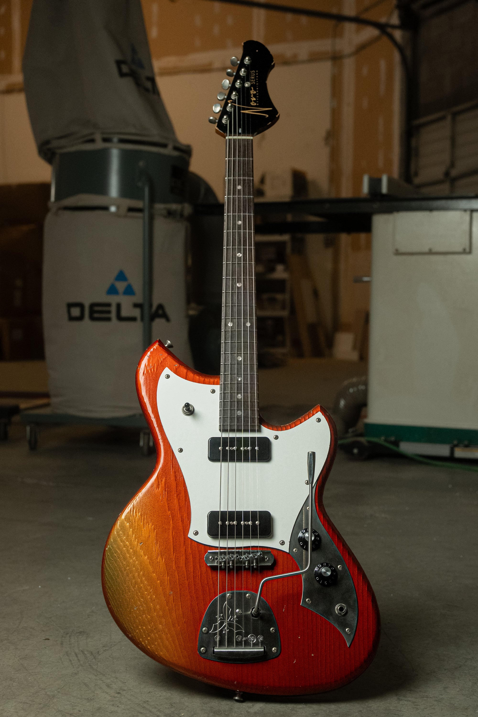 SERUS J – Novo Guitars