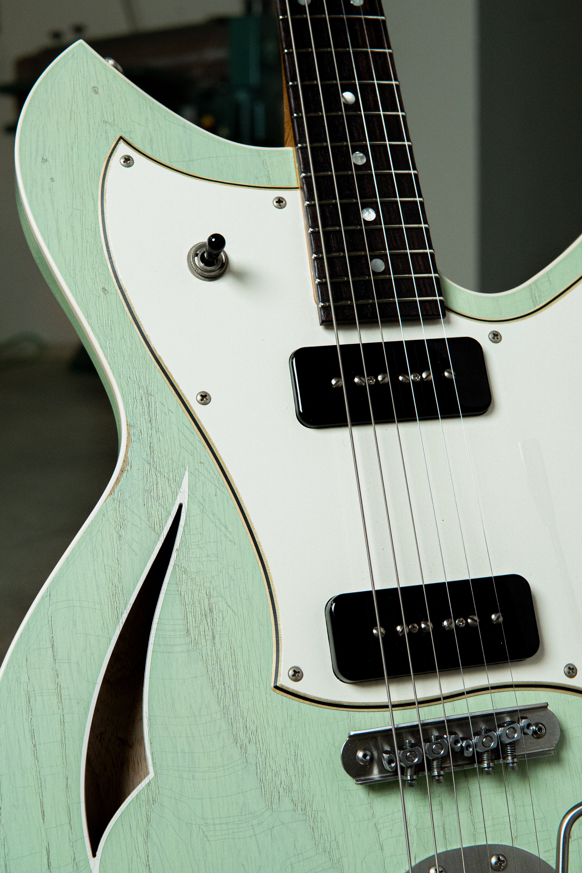 MIRIS J - Surf Mary Kaye | NAMM 26 – Novo Guitars