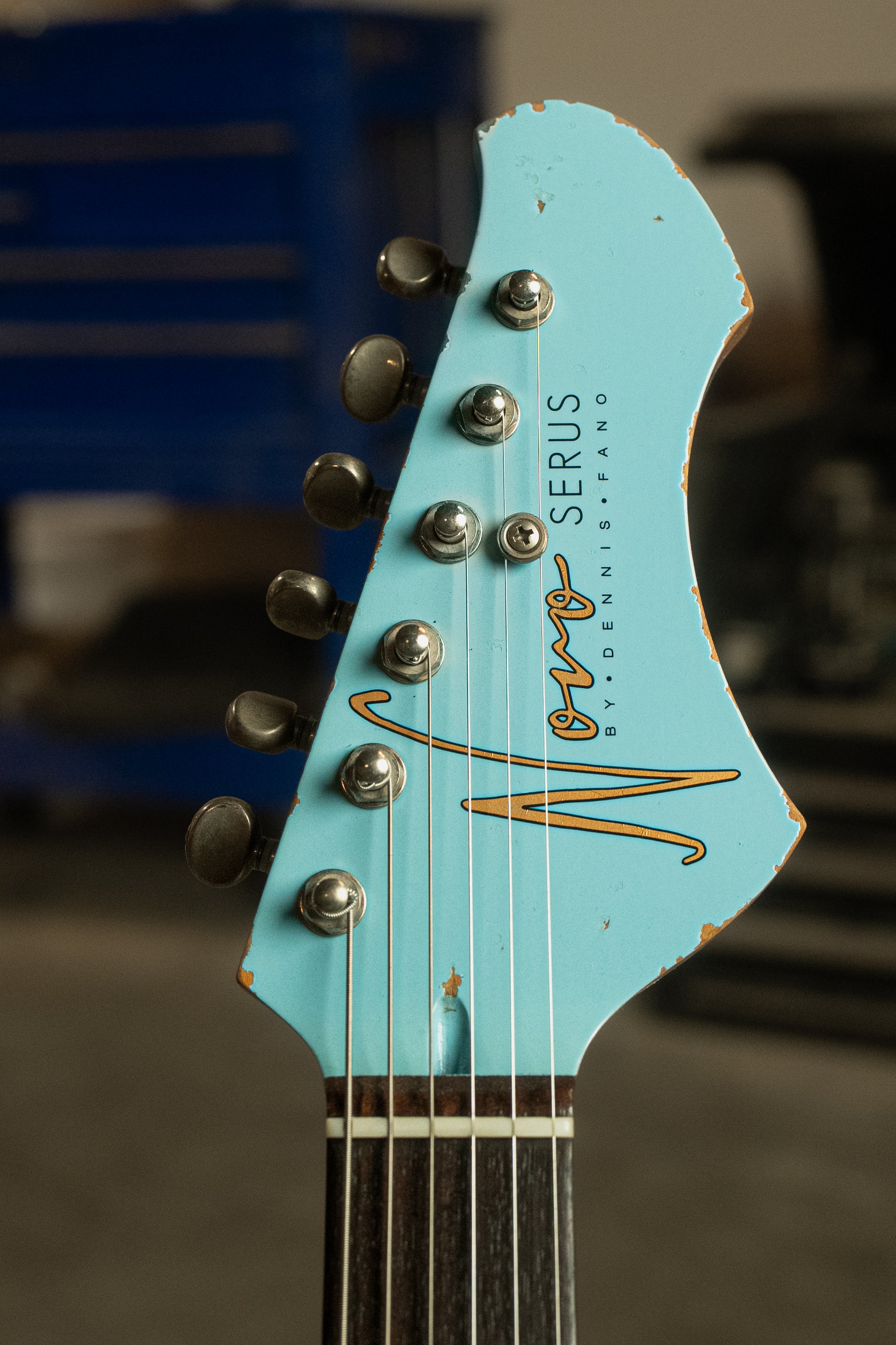 SERUS J - Daphne Blue over '64 3-Tone Burst | NAMM 26 – Novo Guitars