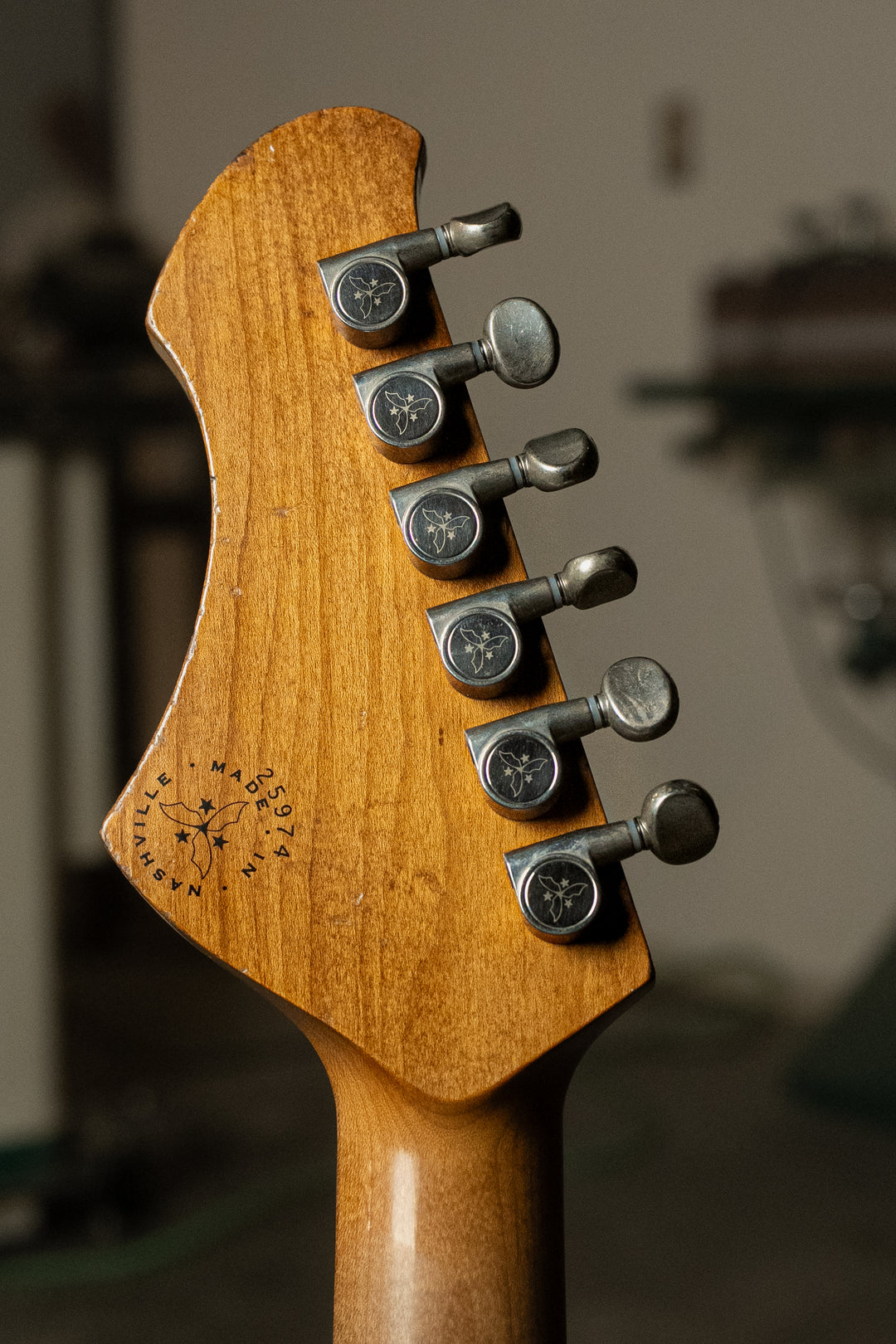 SERUS J - Olympic White over Aztec Gold | NAMM 26