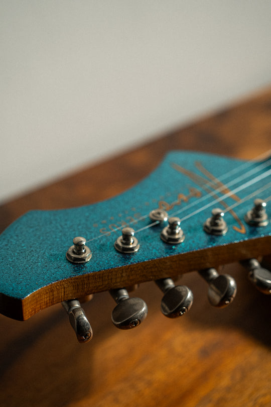 SERUS J - Lake Placid Blue Sparkle | From The Bench