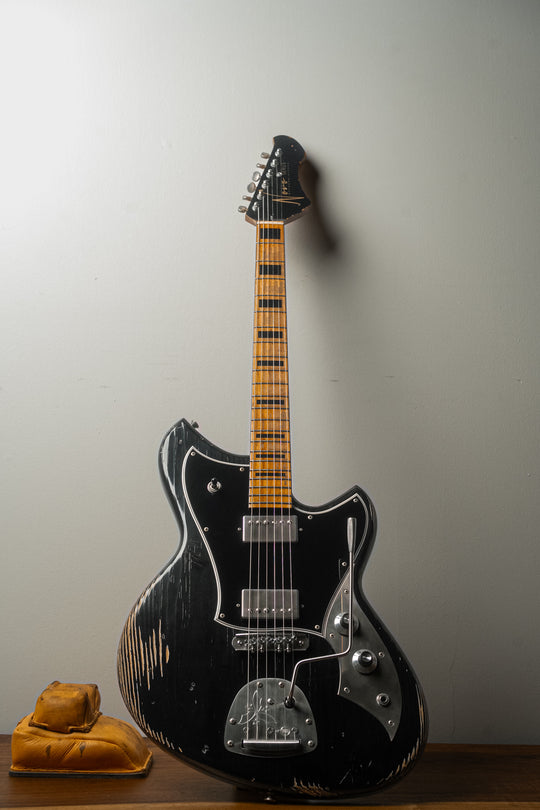 SERUS JHH - Bull Black | From the Bench