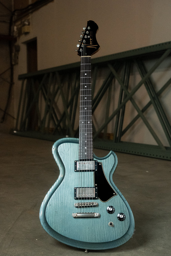 SOLUS H2 - Aged Pelham Blue | NAMM 26 – Novo Guitars