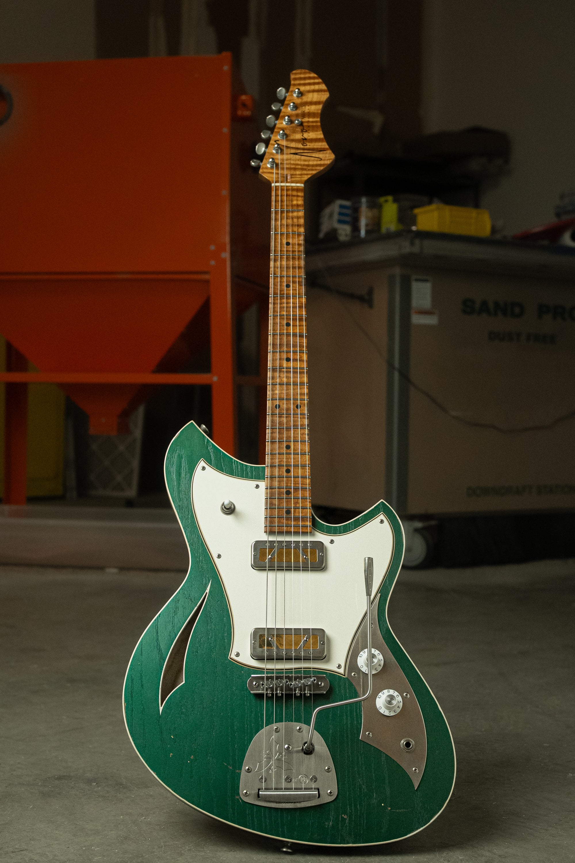 MIRIS J - Sherwood Green | NAMM 26 – Novo Guitars