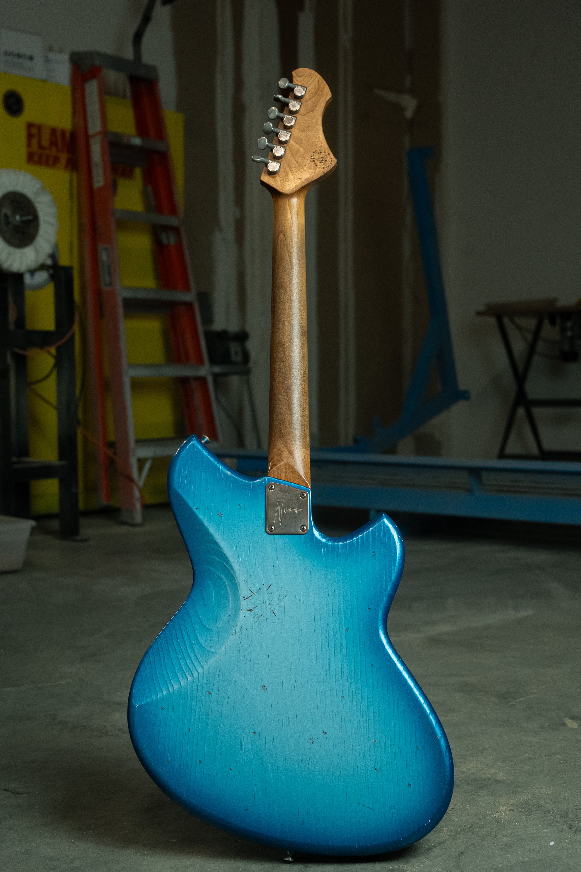 SERUS J Lefty - Lake Sonic Burst | NAMM 26 – Novo Guitars