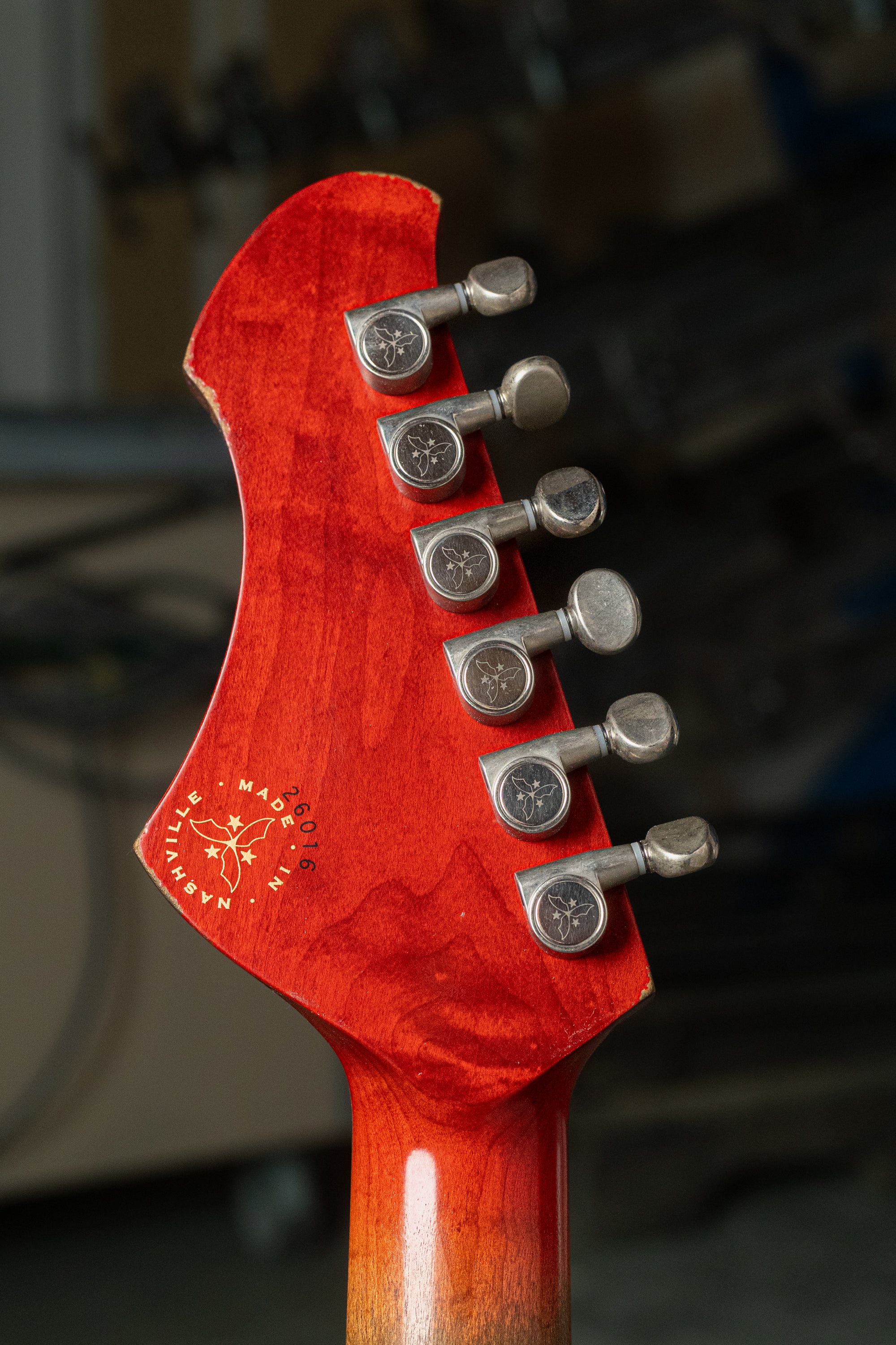 Chambered SERUS H2 - Tobacco Burst | NAMM 26 – Novo Guitars