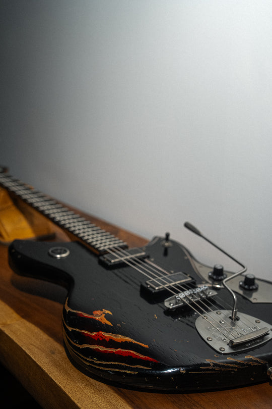 SERUS J Baritone - Bull Black over '64 3-Tone Burst | From The Bench