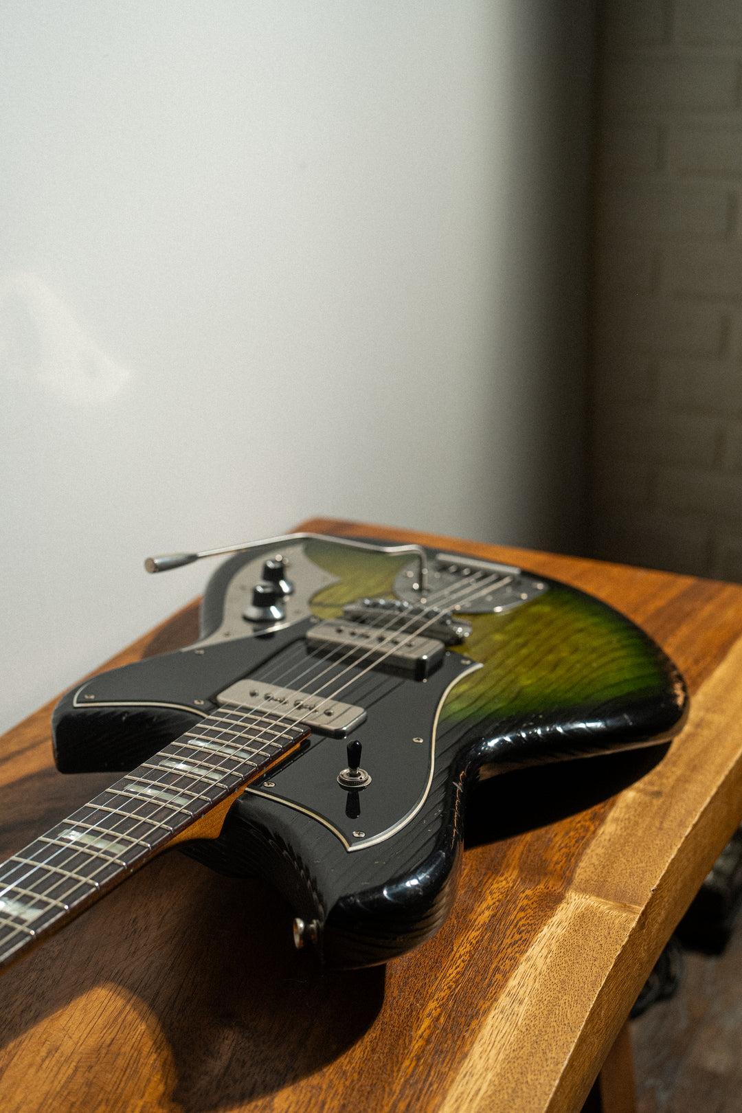 SERUS J - Cat's Eye Burst | From The Bench