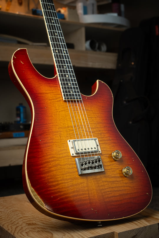 Signature IDRIS H1 - Faded Cherry Burst | NAMM 26