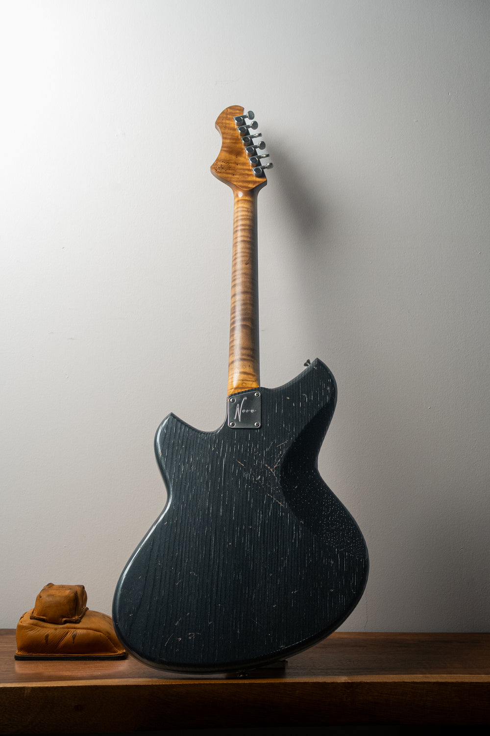 SERUS JHH - Charcoal Frost | From The Bench