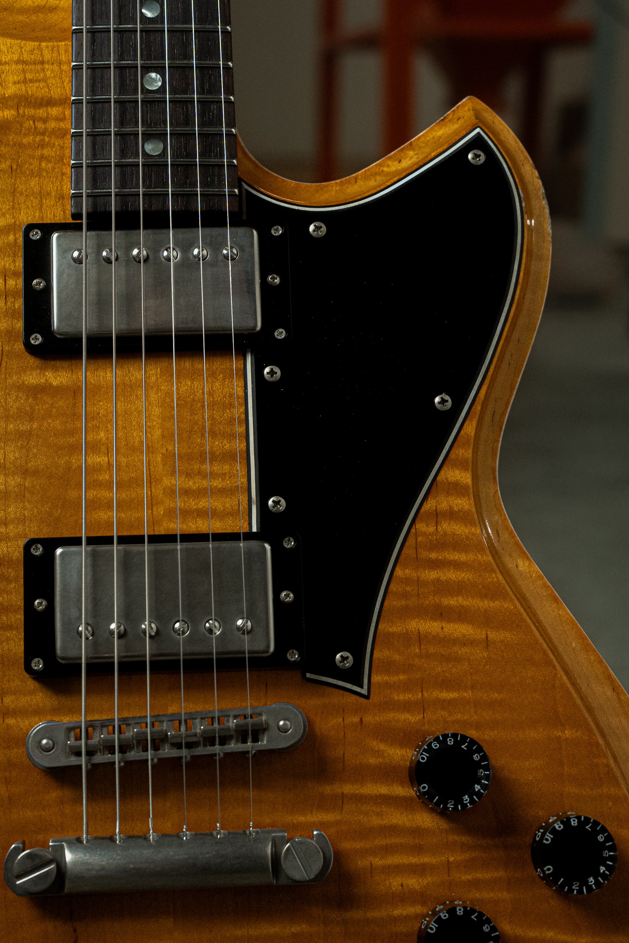 CHAMBERED SERUS H2 | DEALER LTD – Novo Guitars