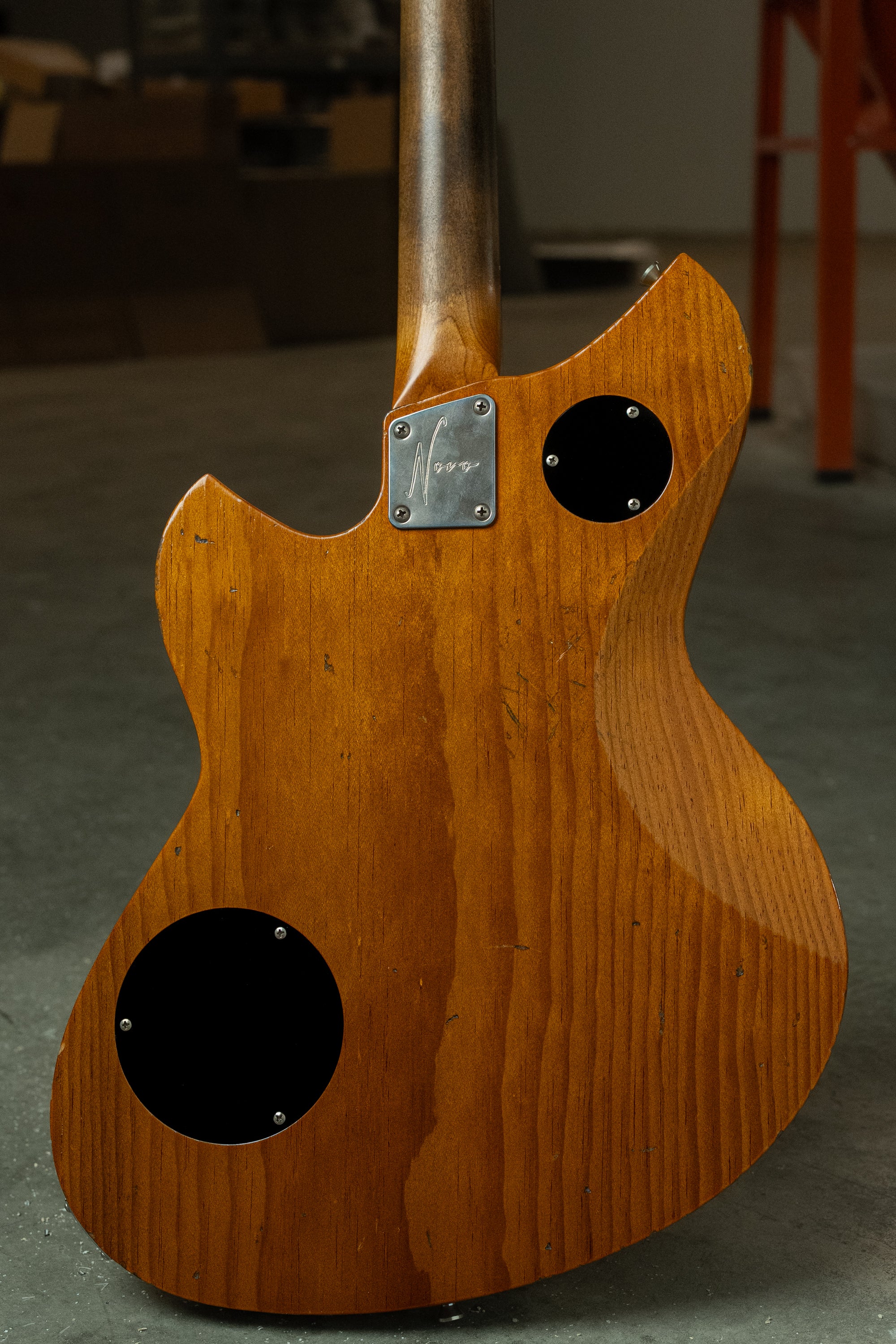 CHAMBERED SERUS H2 | DEALER LTD – Novo Guitars