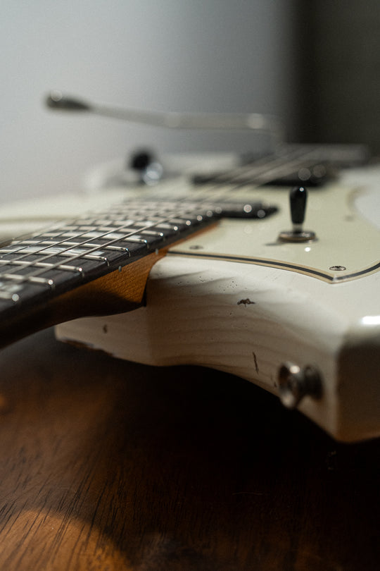 SERUS J - Olympic White | From The Bench