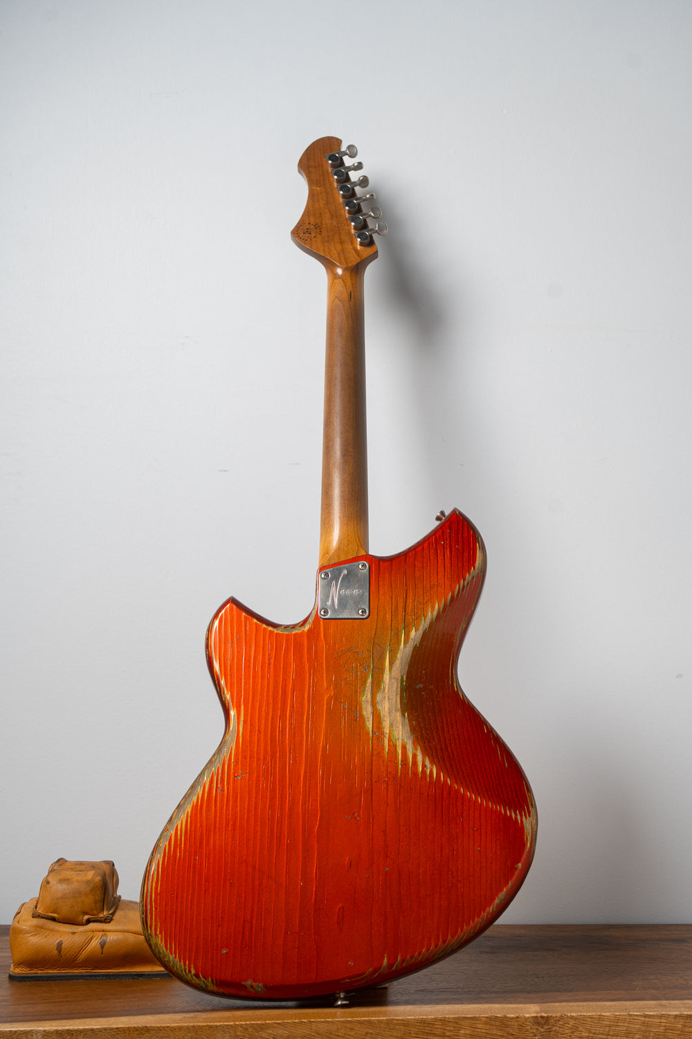 SERUS P2 - Faded Sparkling Burgundy | From the Bench