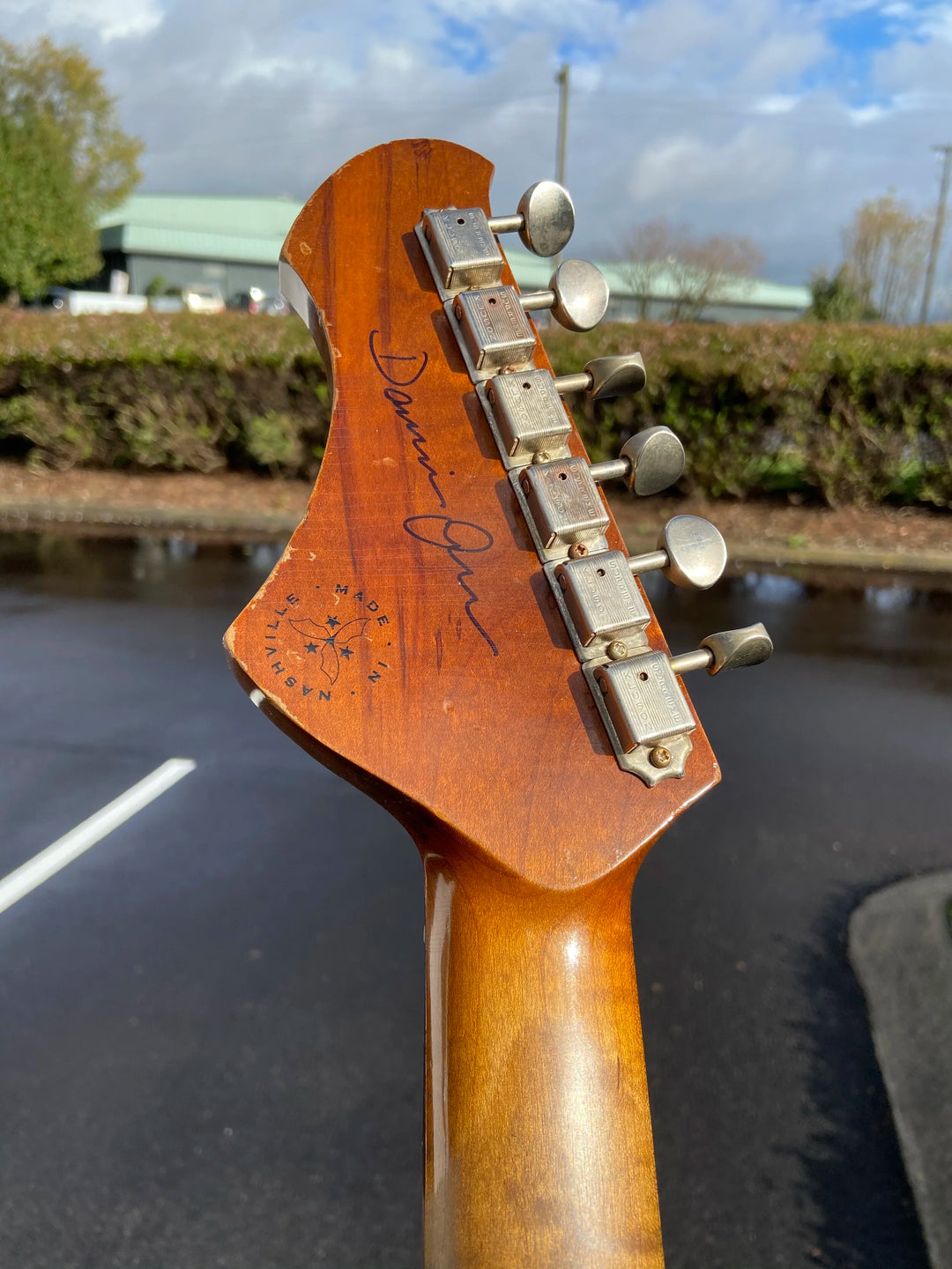 NOVO SIGNATURE SOLUS F1 - Mary Kaye White