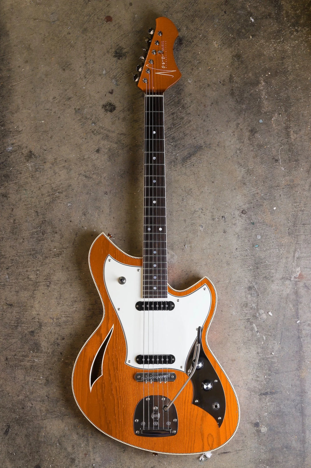Signature MIRIS JG - Candy Apple Orange (3 of 7) – Novo Guitars Signature MIRIS JG - Candy Apple Orange (3 of 7) – Novo Guitars