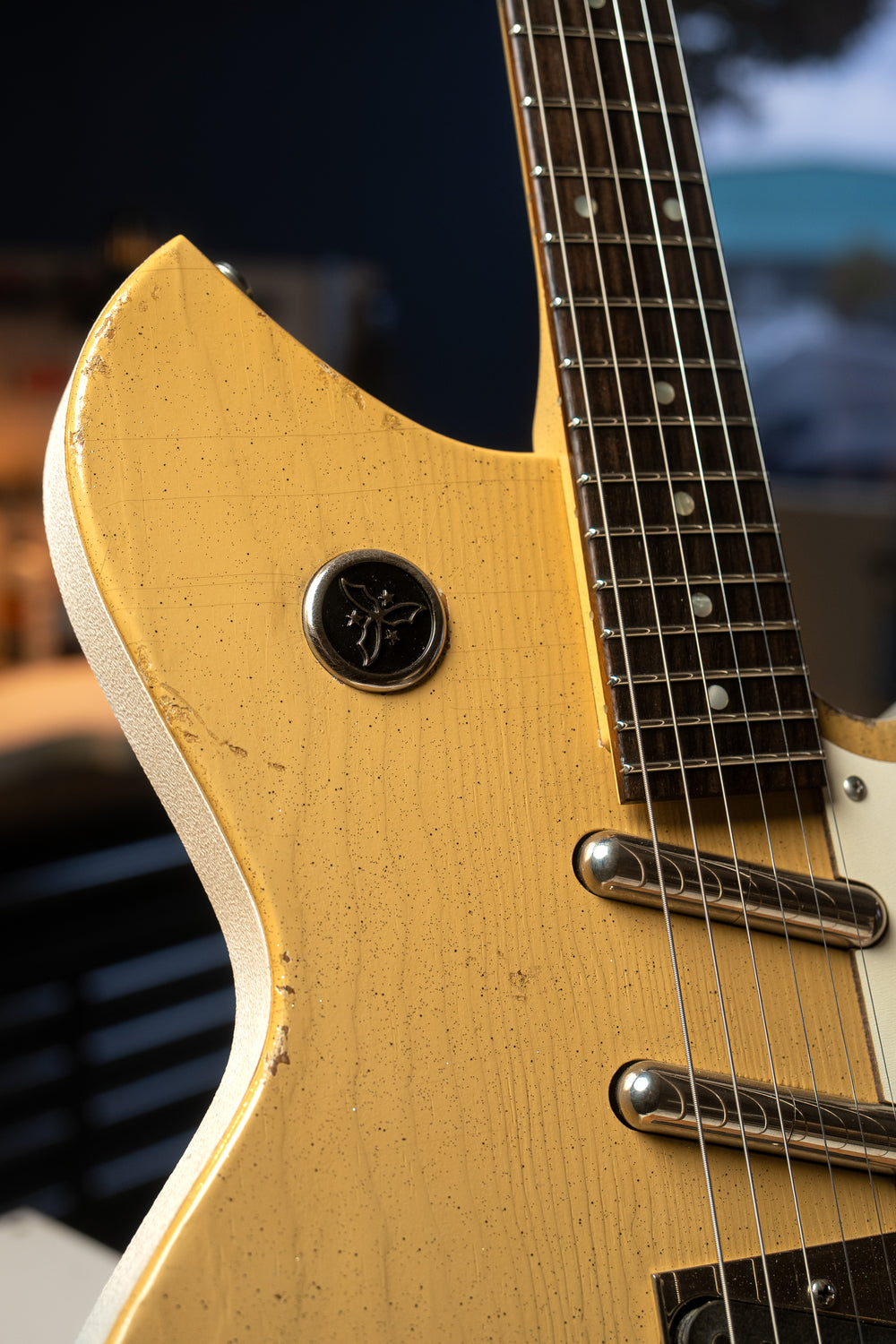 Chambered SERUS T - Desert Sand | Signature (2 of 3)