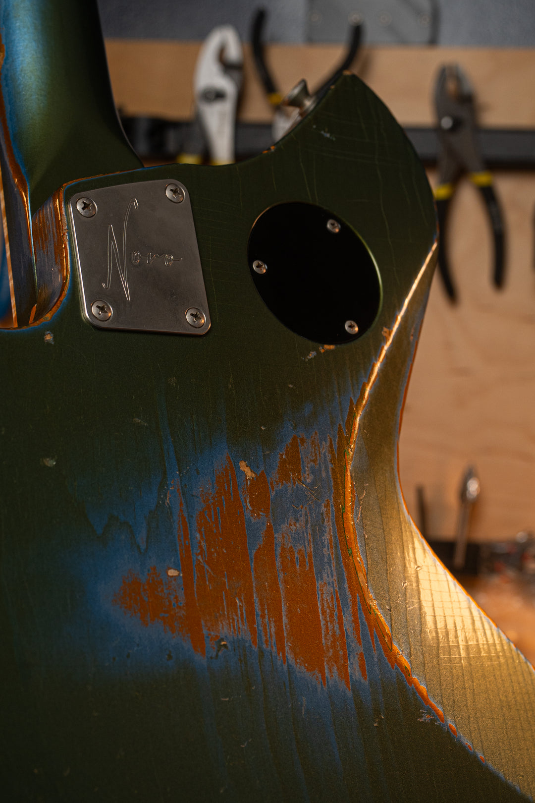 Chambered SERUS H2 - Pelham Green over Gold Top Gold | Signature