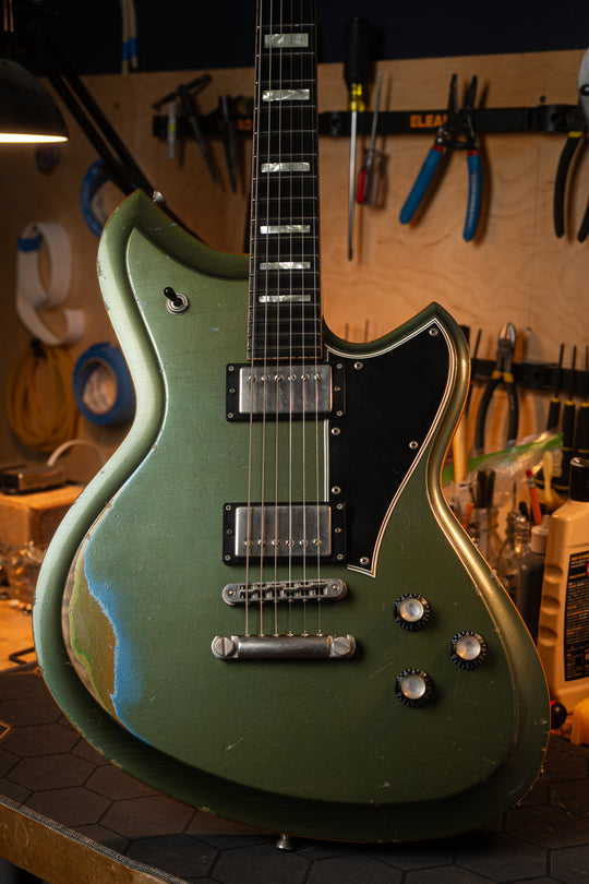Chambered SERUS H2 - Pelham Green over Gold Top Gold | Signature