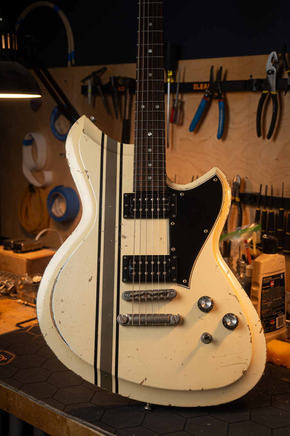 Chambered SERUS H2 - Competition Olympic White over Bull Black | Signature