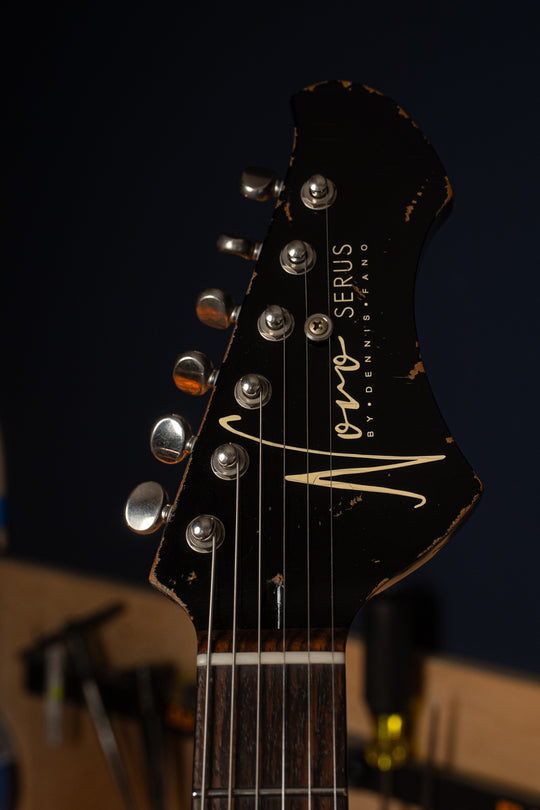 Chambered SERUS H2 - Competition Olympic White over Bull Black | Signature