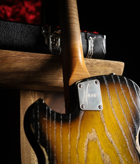 NOVO SIGNATURE SOLUS M1 - 2-Tone Burst on Swamp Ash (1 of 5)