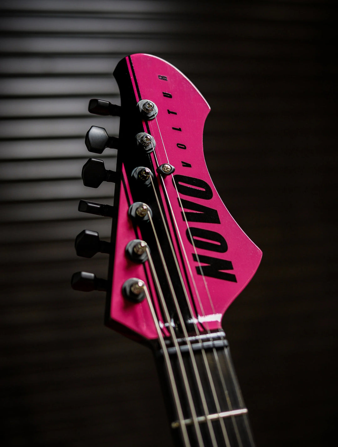 NOVO SIGNATURE BARI-TUNE VOLTUR - Panther Pink