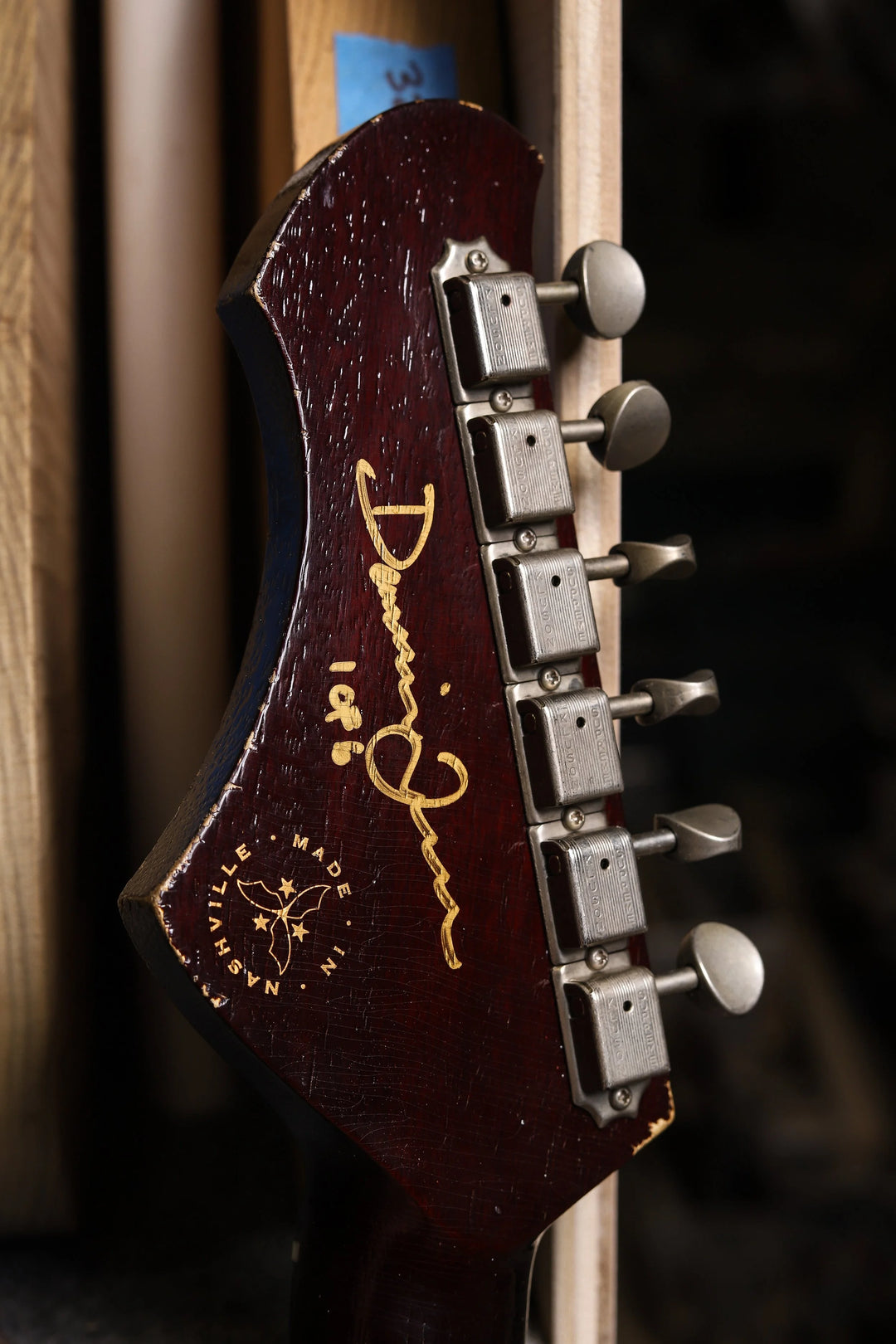 NOVO SIGNATURE VOLTUR - Dark Burst (1 of 6)