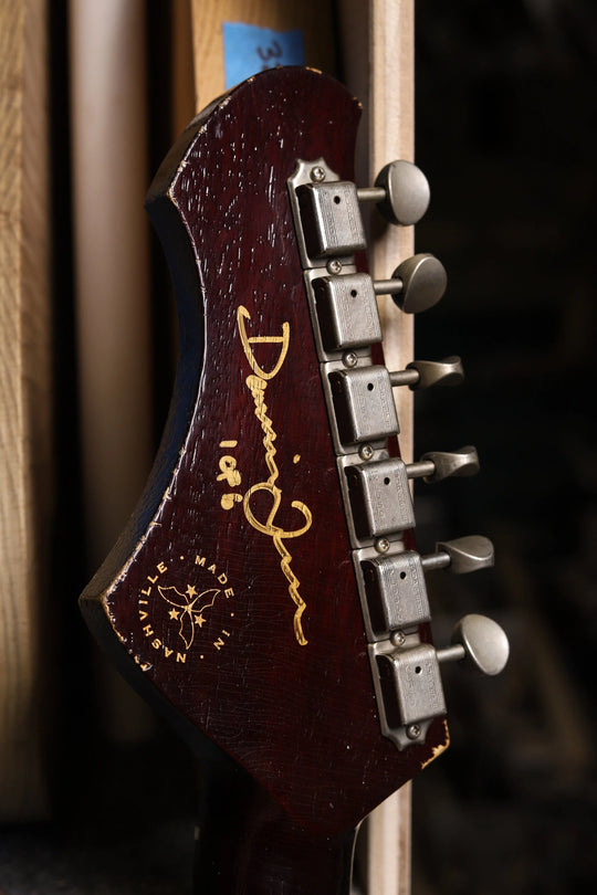 NOVO SIGNATURE VOLTUR - Dark Burst (1 of 6)