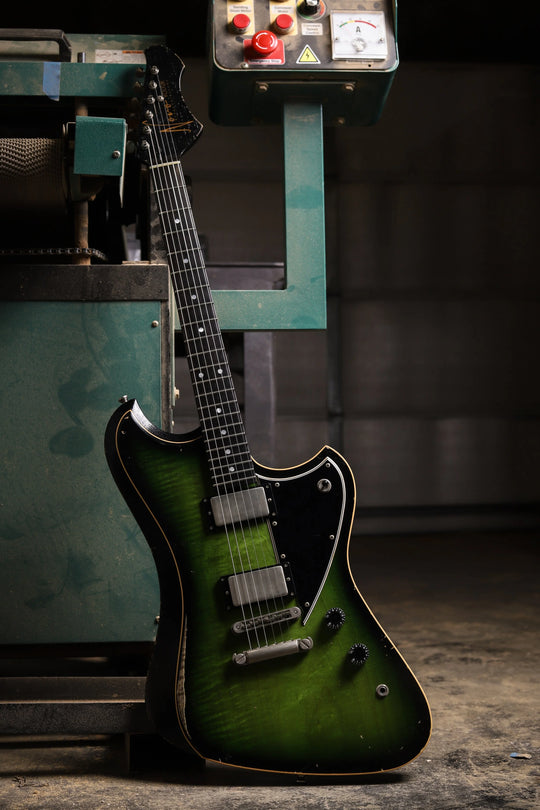 NOVO SIGNATURE VOLTUR - Cat's Eye Burst (6 of 6)