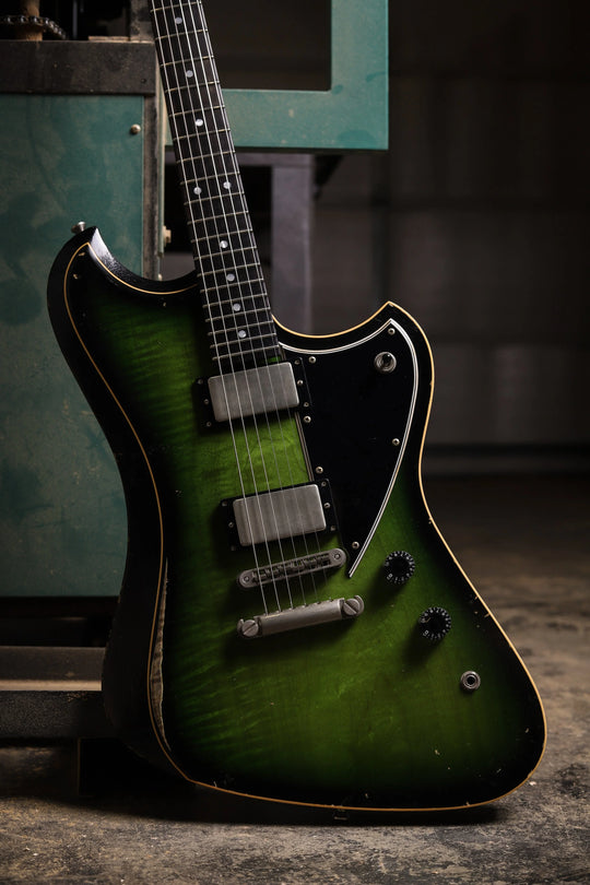 NOVO SIGNATURE VOLTUR - Cat's Eye Burst (6 of 6)