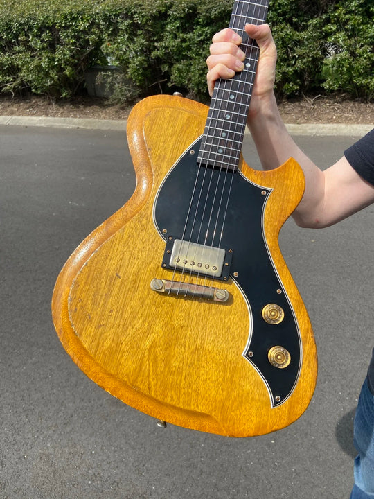 NOVO SIGNATURE SOLUS H1 - Light Amber Burst