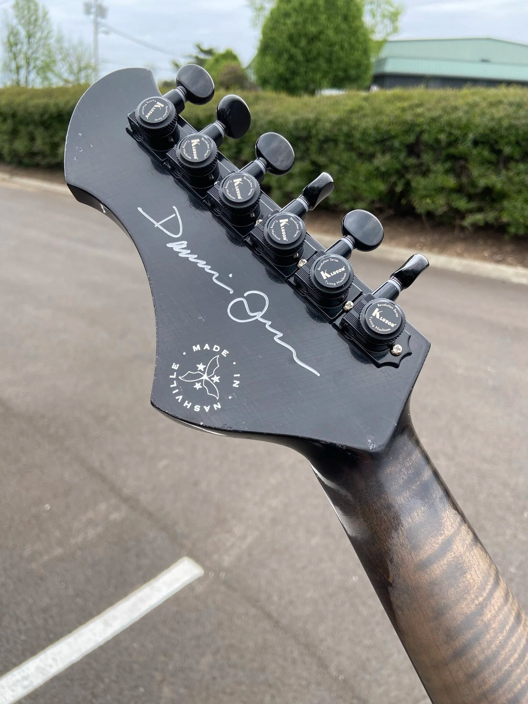 NOVO SIGNATURE SERUS J - Volcanic Ash