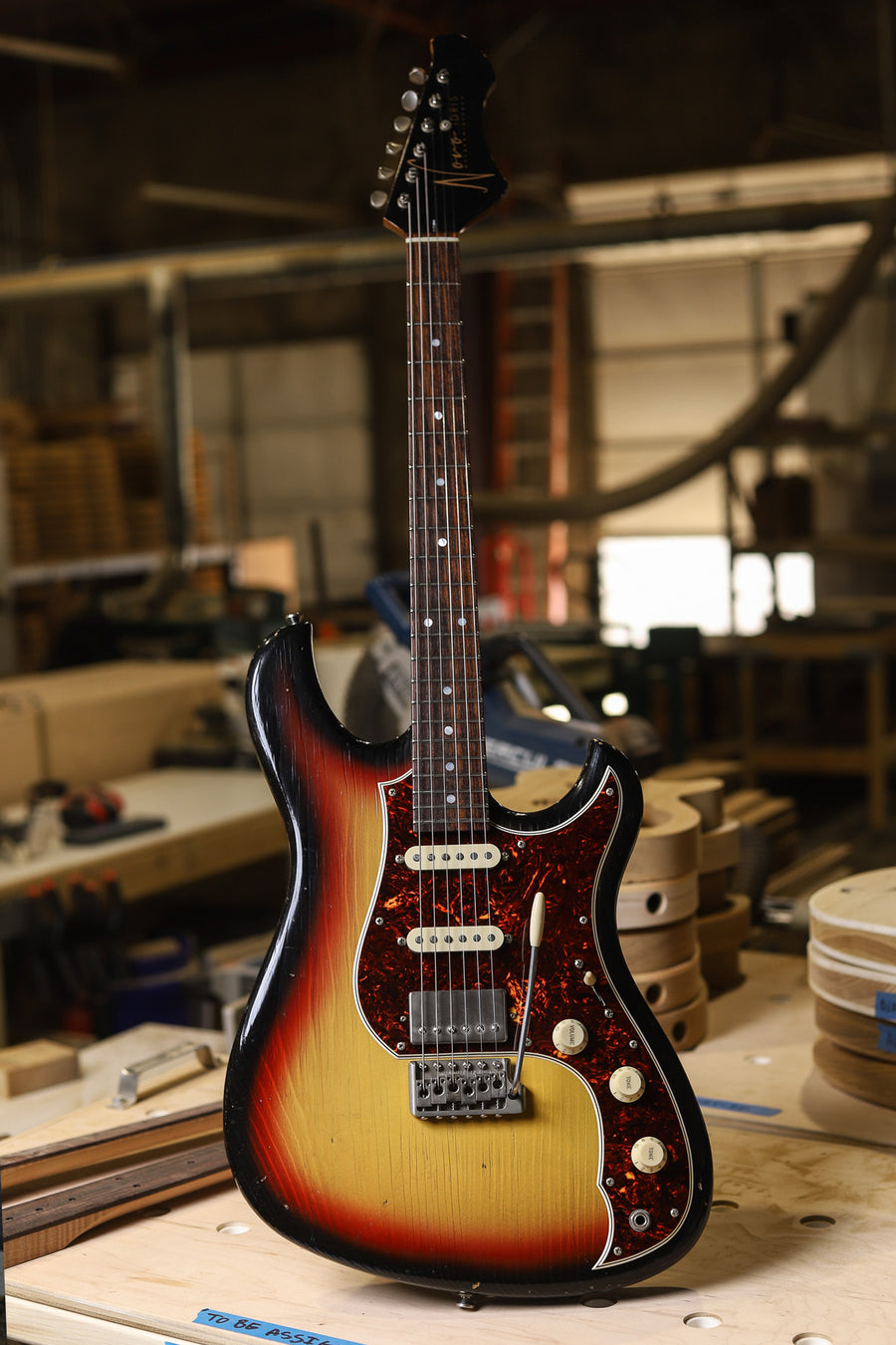 Novo Guitars