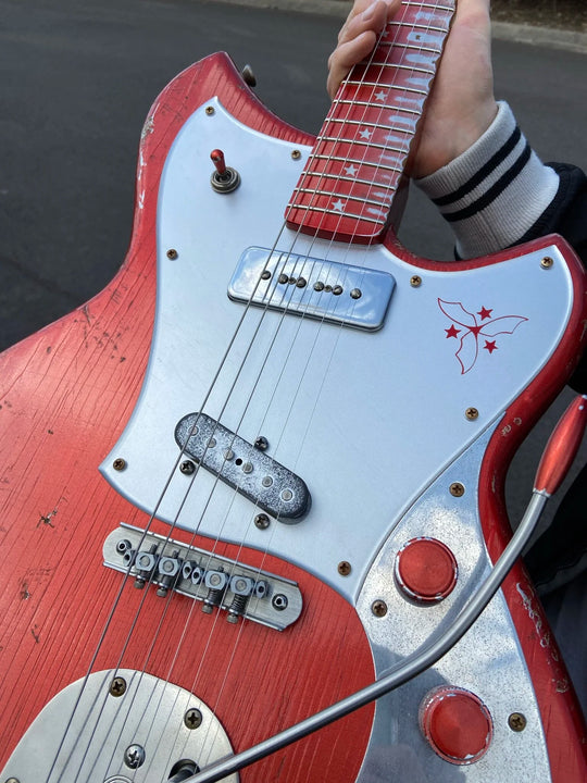 NOVO SIGNATURE SERUS J - Cosmic Candy Red