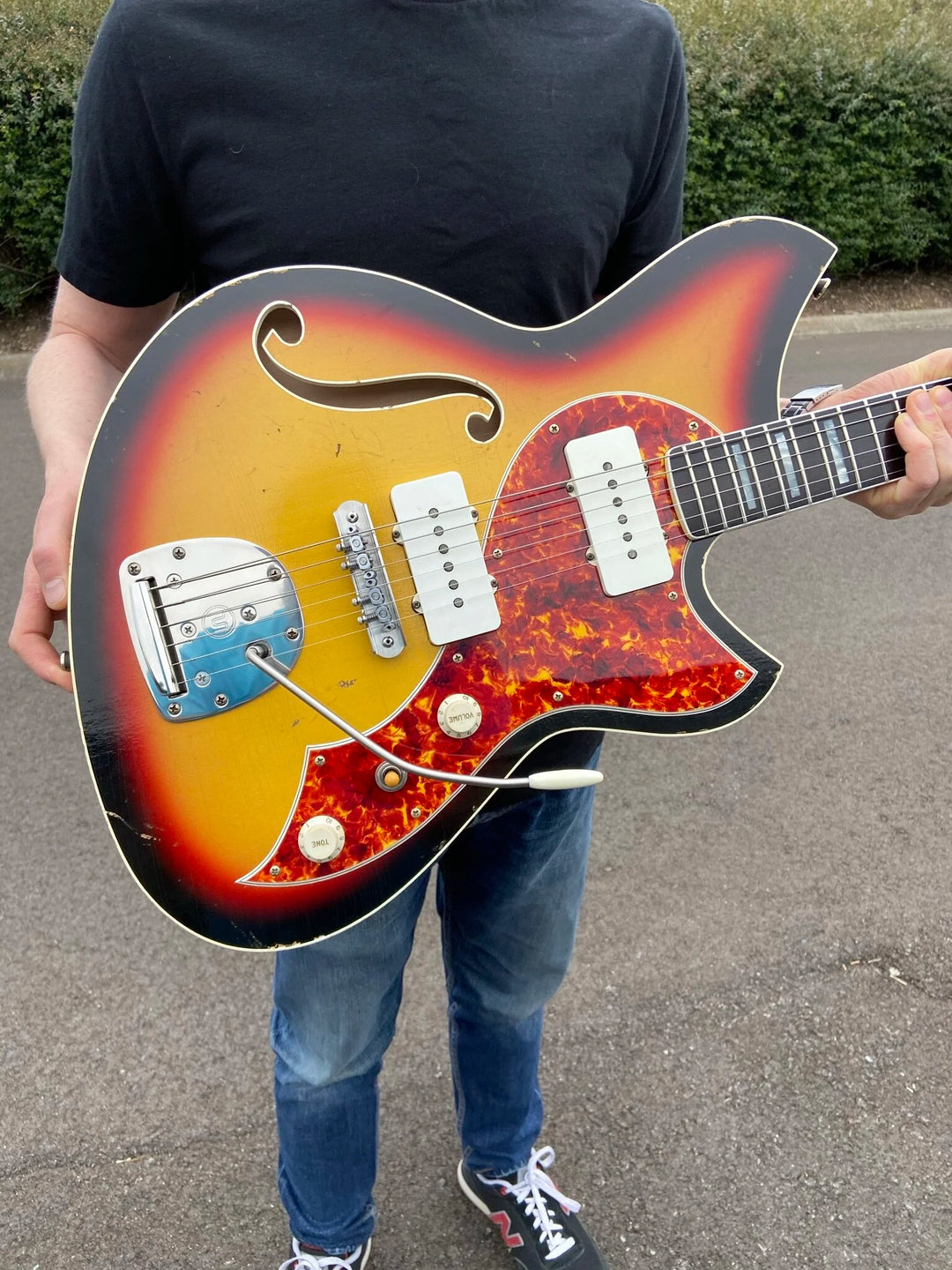 NOVO SIGNATURE MIRIS JM - '64 3-Tone Sunburst